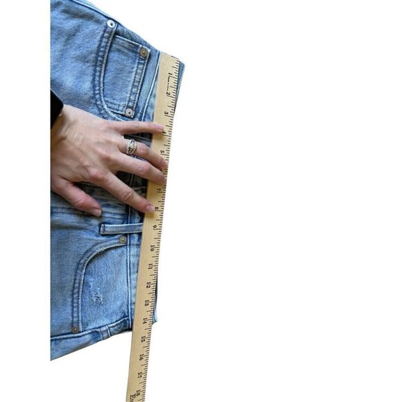 Madewell Mid Length Denim Shorts size 24 Distressed Blue Raw Hem Button Fly - Picture 5 of 9